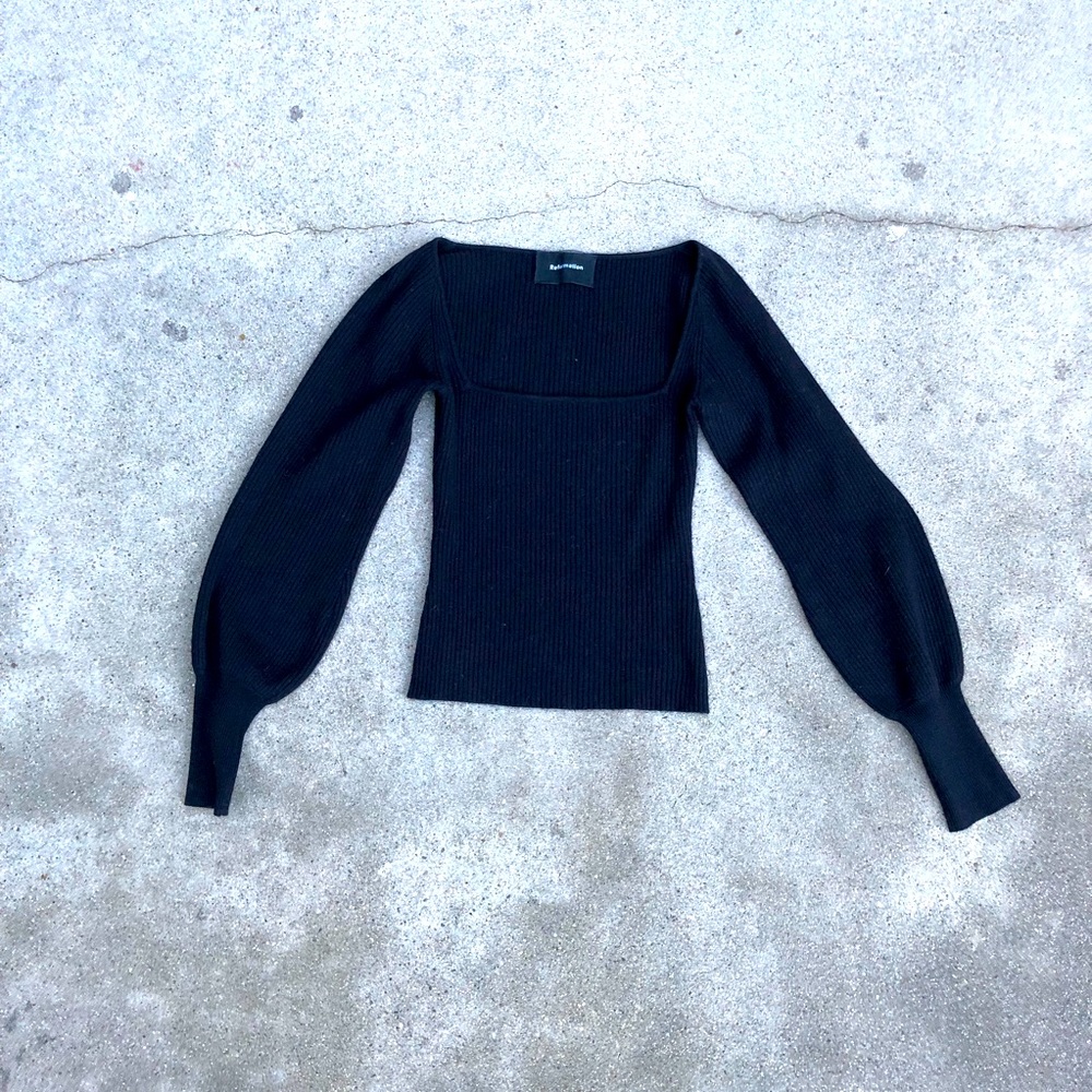 Reformation sweater xs